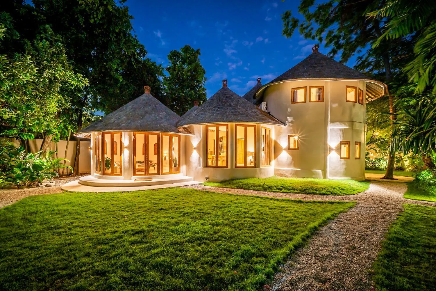 Villa Meraki, 6Br, Incl Breakfast, Heart Of Seminyak, Walking Distance To Restaurants, Bars And Shops, Tropical Garden 0*, 塞米亚克 印尼