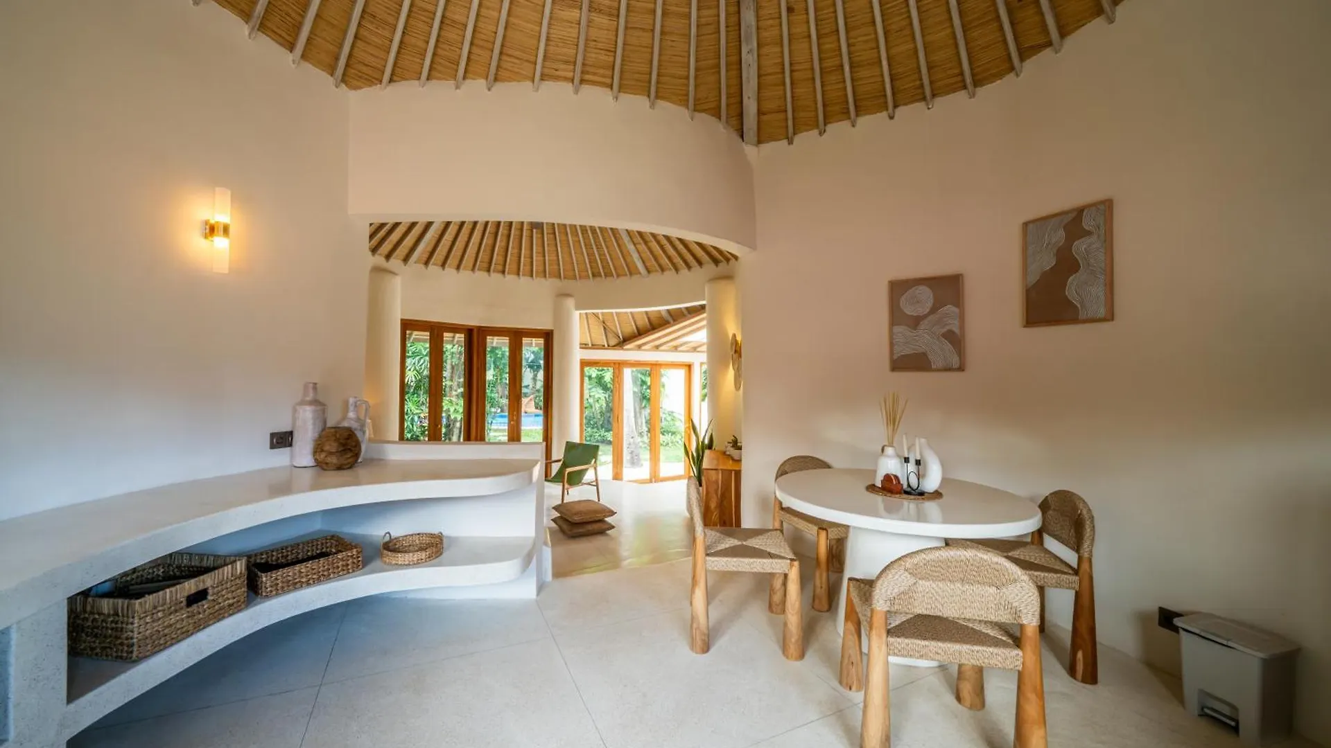 Villa Meraki, 6Br, Incl Breakfast, Heart Of Seminyak, Walking Distance To Restaurants, Bars And Shops, Tropical Garden 0*, 塞米亚克 印尼