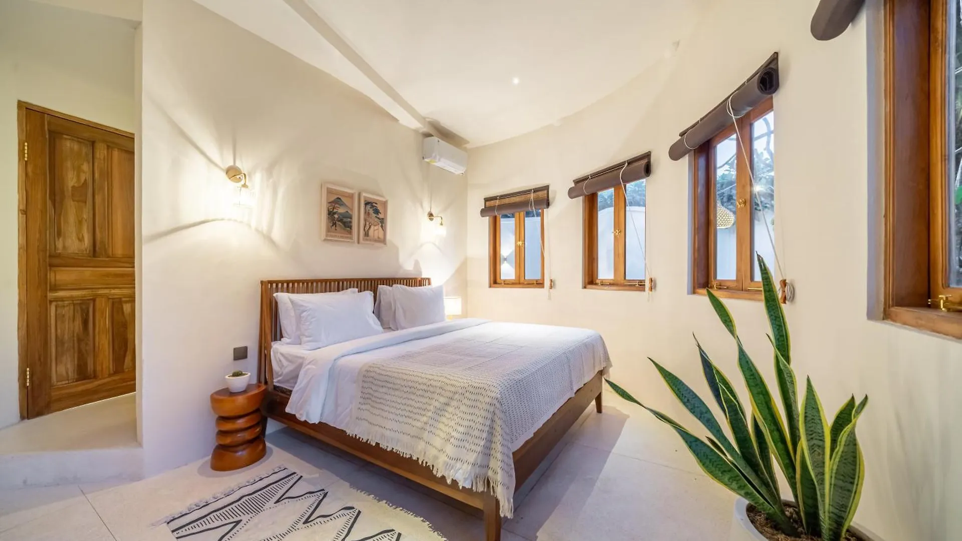 Villa Meraki, 6Br, Incl Breakfast, Heart Of Seminyak, Walking Distance To Restaurants, Bars And Shops, Tropical Garden  Seminyak (Bali)