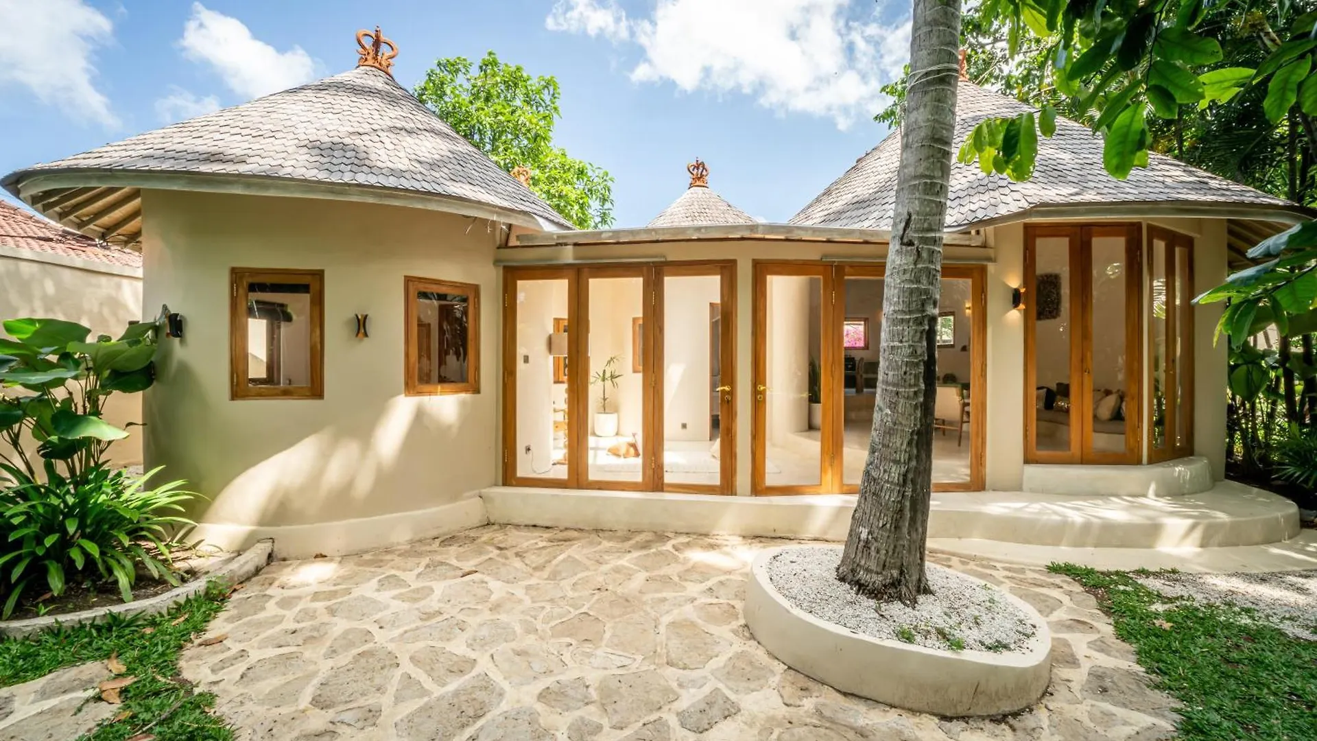 Villa Meraki, 6Br, Incl Breakfast, Heart Of Seminyak, Walking Distance To Restaurants, Bars And Shops, Tropical Garden 0*, Seminyak (Bali)