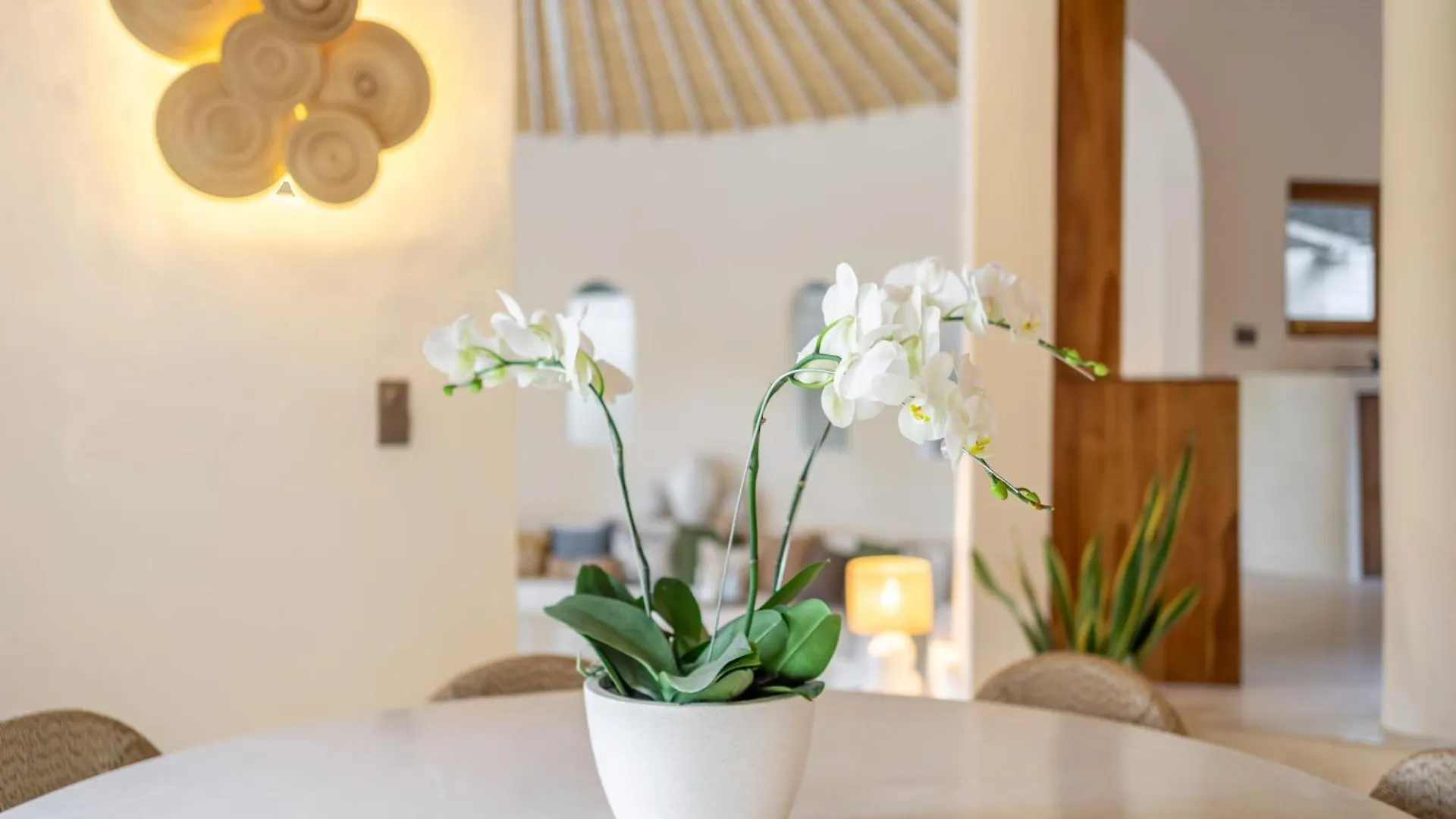 Villa Meraki, 6Br, Incl Breakfast, Heart Of Seminyak, Walking Distance To Restaurants, Bars And Shops, Tropical Garden Seminyak (Bali)
